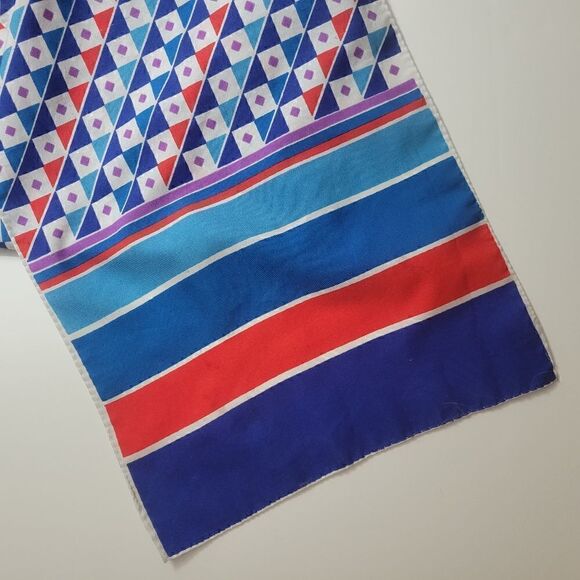 Retro Rectangular Oblong Neck Scarf - Picture 4 of 9